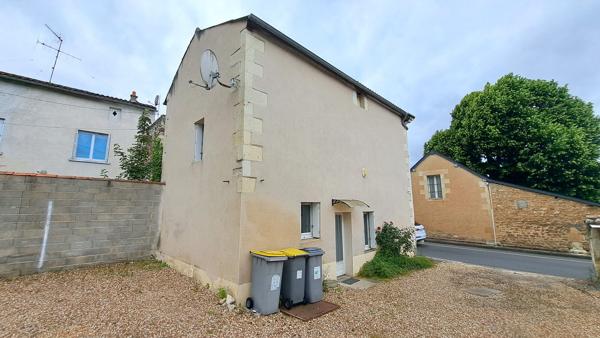 MAISON 3 PIECES LIBRE  CENTRE BOURG