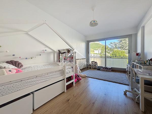 Millau (12100) APPARTEMENT F5 AVEC GARAGE INDIVIDUEL