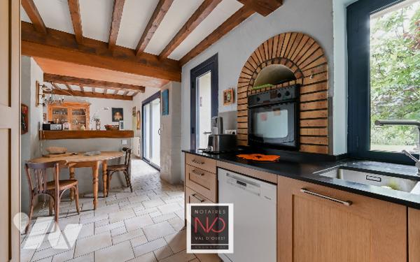 MAISON ANCIENNE PLEINE DE CHARME A CRAPONNE