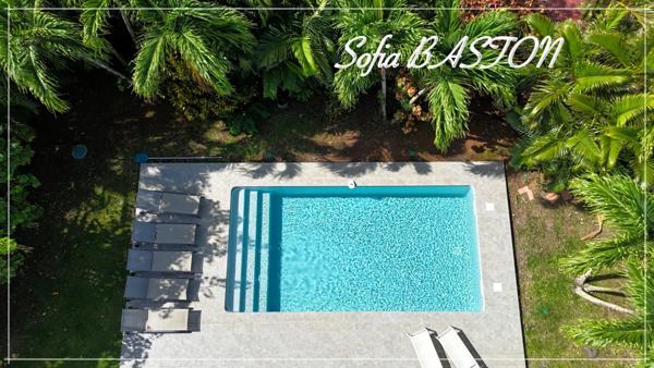 LES TROIS ILETS VILLA P6 bis -165 m² Hab / - Terrain de 986 m² - Piscine - Plain pied - A Vendre Martinique (972),