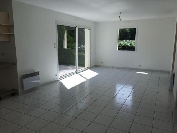 Maison à louer    5 pièces • 105 m2 Kervignac