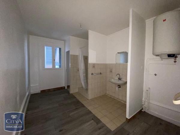 Appartement à louer 2 pièces 63.5m²