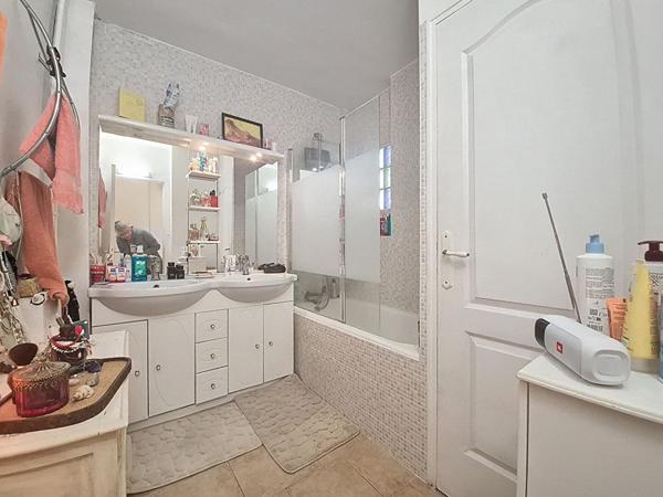 Appartement Orange 3 pièce(s) 60 m2