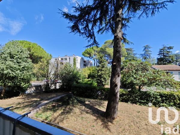 Location appartement 5 pièces 83 m² Montpellier