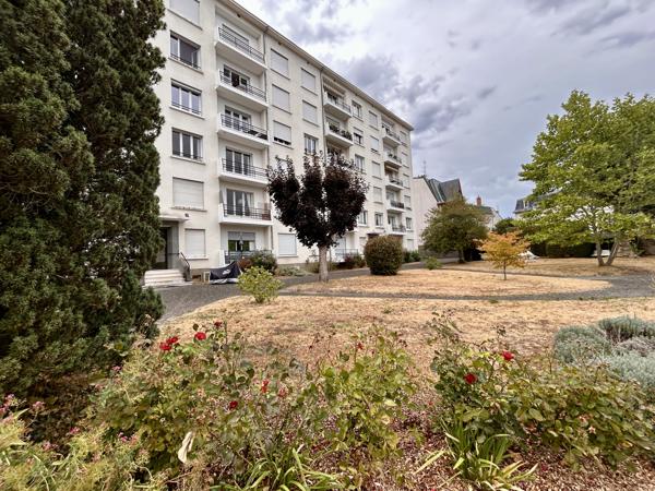 Appartement
         2 pièces
        - 51 m² Exclusivité 99 500 € *