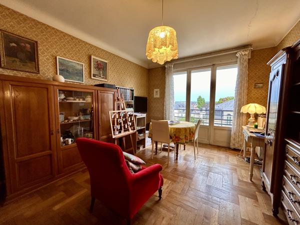 Appartement
         2 pièces
        - 51 m² Exclusivité 99 500 € *