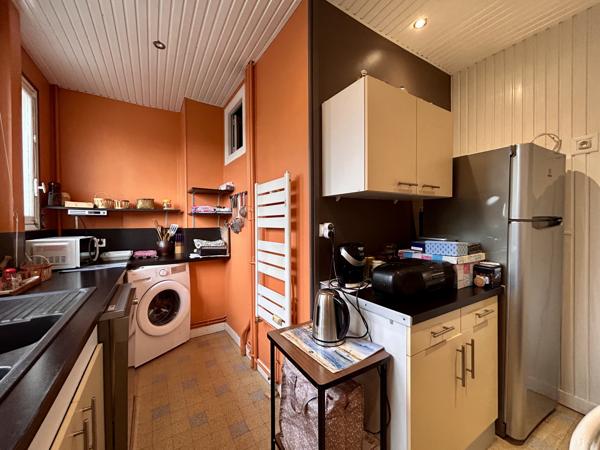 Appartement
         2 pièces
        - 51 m² Exclusivité 99 500 € *