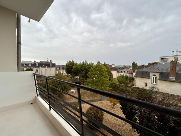 Appartement
         2 pièces
        - 51 m² Exclusivité 99 500 € *