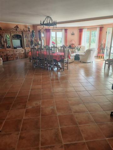 Maison 5 pièces 178m²