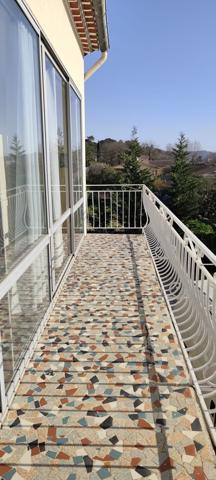 Maison avec dépendance – 140 m² – Terrain clos 1000 m² Bagnols-sur-Cèze (30200)