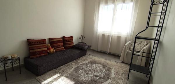 Maison avec dépendance – 140 m² – Terrain clos 1000 m² Bagnols-sur-Cèze (30200)