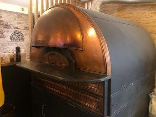 Fonds de Commerce RESTAURANT - PIZZERIA Emplacement N°1