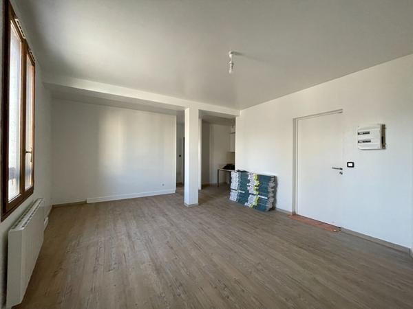 Location appartement Épernon - 3 pièce(s) - 56 m² - 750 €/mois
