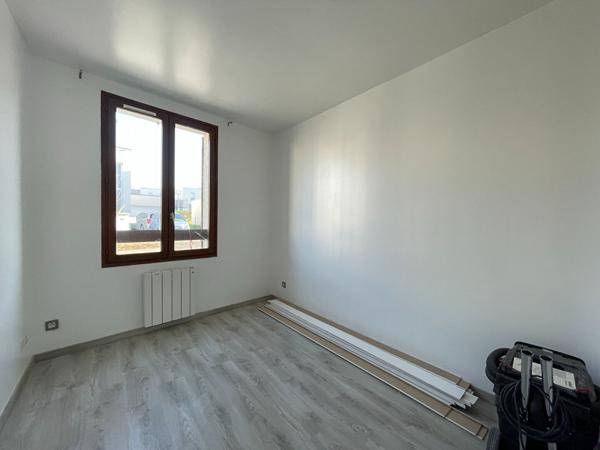 Location appartement Épernon - 3 pièce(s) - 56 m² - 750 €/mois
