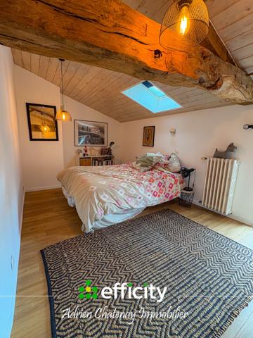 Maison
         7 pièces
        - 219 m² 445 480 € *