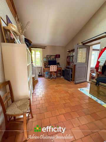 Maison
         7 pièces
        - 219 m² 445 480 € *