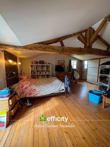Maison
         7 pièces
        - 219 m² 445 480 € *
