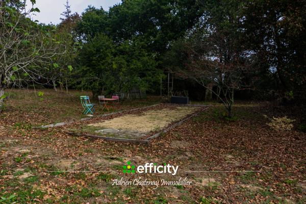 Maison
         7 pièces
        - 219 m² 445 480 € *