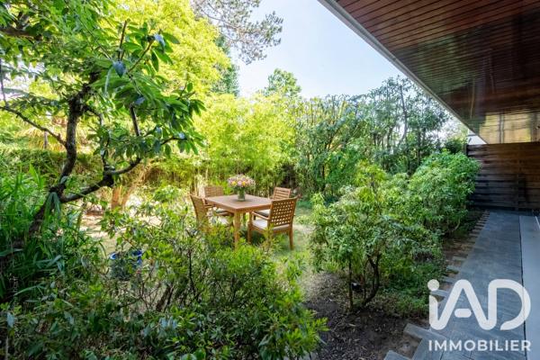 Appartement à vendre 5 pièces 158 m² Le Chesnay-Rocquencourt