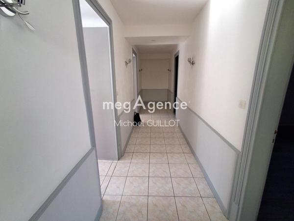 Appartement à CEYZERIAT, 01250 - 4 pièces 102m²