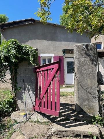 🏡 L’Authenticité de la Pierre & 3 200 m² de Liberté – À 10 min de Saint-Vallier