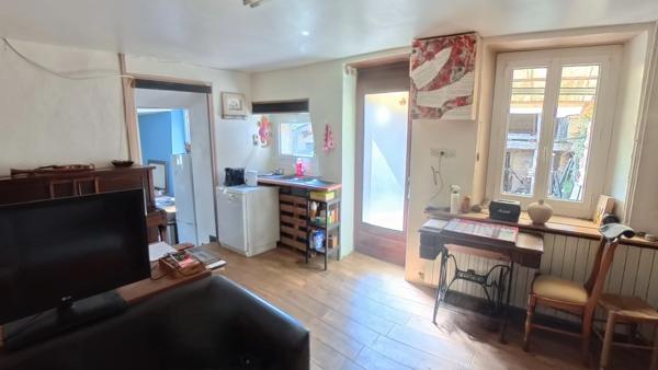 🏡 L’Authenticité de la Pierre & 3 200 m² de Liberté – À 10 min de Saint-Vallier