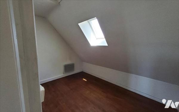 CARHAIX - MAISON 5 PIECES