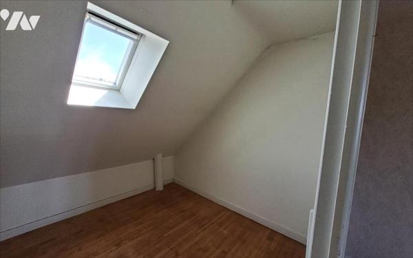 CARHAIX - MAISON 5 PIECES