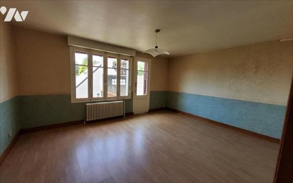 CARHAIX - MAISON 5 PIECES