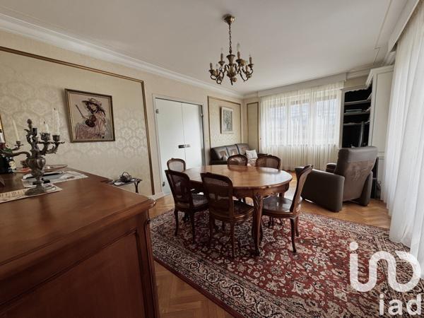 Maison traditionnelle 6 pièces de 150 m² à Saints-Geosmes (52200)