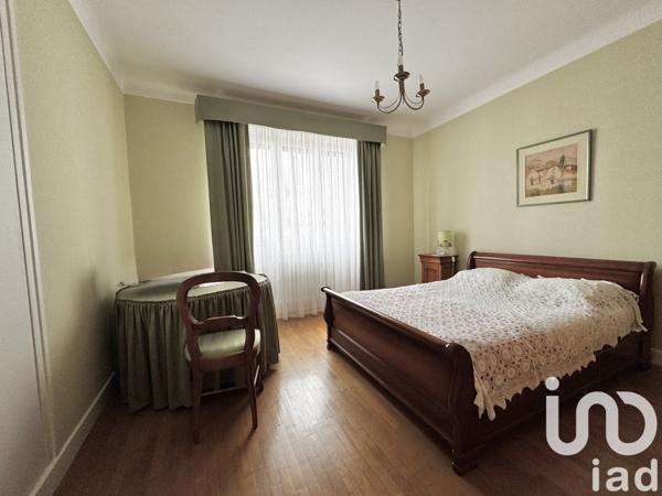 Maison traditionnelle 6 pièces de 150 m² à Saints-Geosmes (52200)