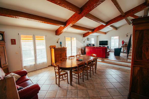 Villa t4  + Piscine en Provence 04160 secteur VAL DE DURANCE