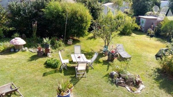 Maison 1954 composée de deux logements sur un terrain de 990 m²