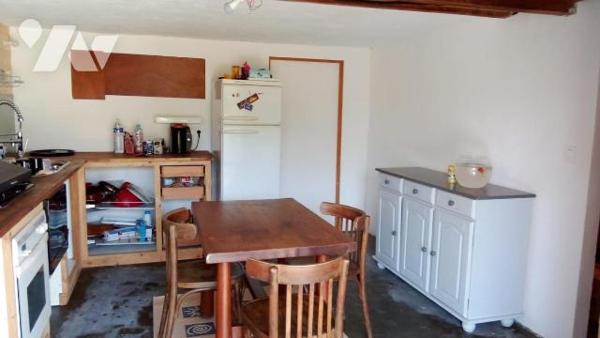 Maison 1954 composée de deux logements sur un terrain de 990 m²