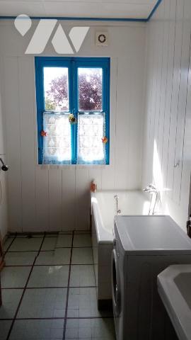 Maison 1954 composée de deux logements sur un terrain de 990 m²