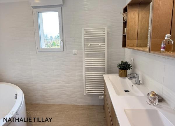 Maison contemporaine a vendre, SAINT DENIS EN VAL, 4 chambres , beau jardin