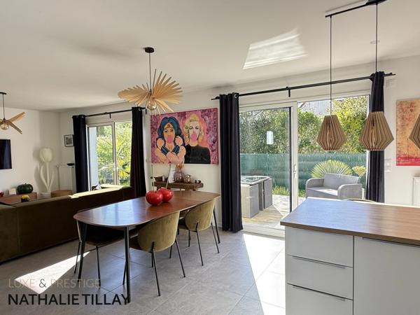 Maison contemporaine a vendre, SAINT DENIS EN VAL, 4 chambres , beau jardin