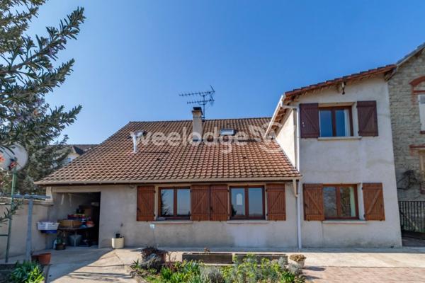 Maison à vendre 7 pièces de 139 m² à Jouy-le-Moutier