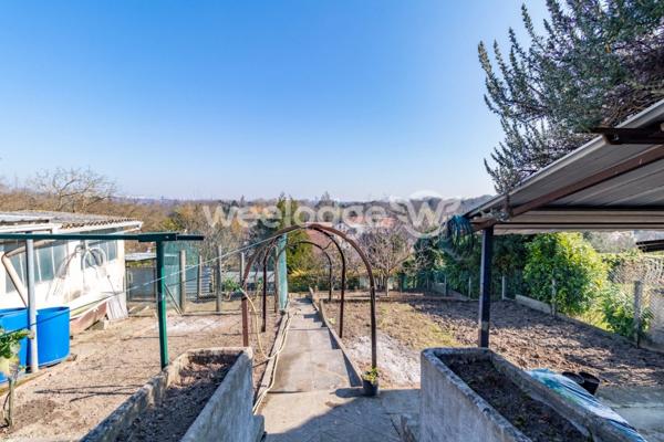 Maison à vendre 7 pièces de 139 m² à Jouy-le-Moutier