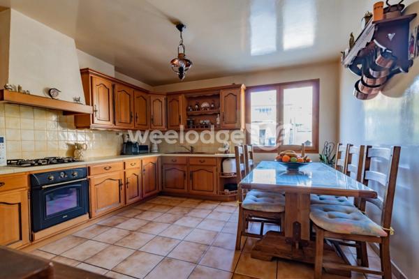 Maison à vendre 7 pièces de 139 m² à Jouy-le-Moutier