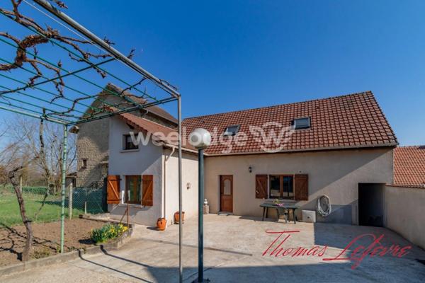Maison à vendre 7 pièces de 139 m² à Jouy-le-Moutier