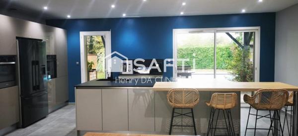 Maison familiale haut de gamme + piscine & garage