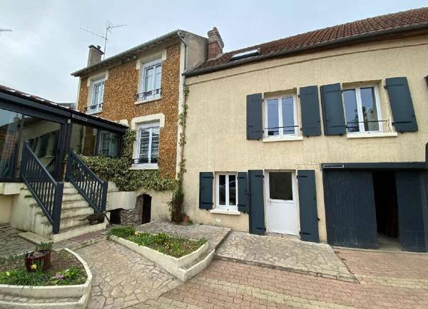 Maison à vendre    8 pièces • 160 m2 Mantes-la-Ville