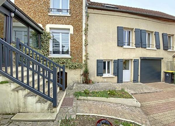 Maison à vendre    8 pièces • 160 m2 Mantes-la-Ville
