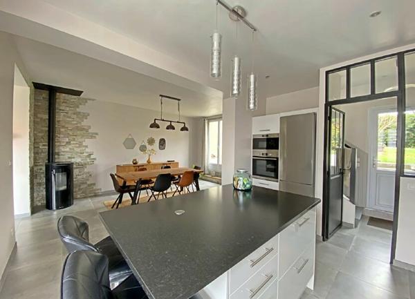 Maison à vendre    8 pièces • 160 m2 Mantes-la-Ville