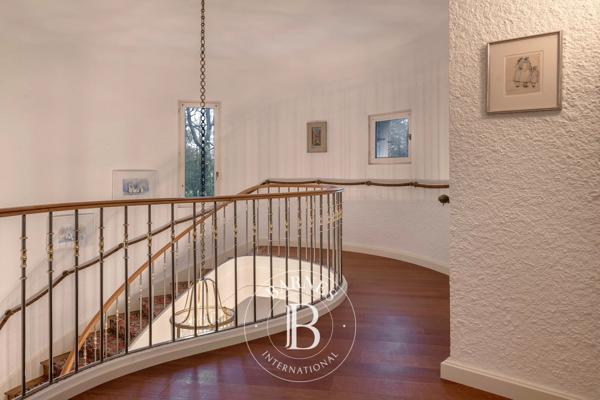 Guérande, Villa 6 Chambres -  344 m² à vendre