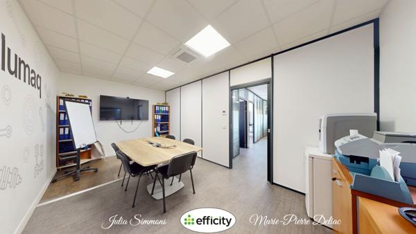Bureau
         10 pièces
        - 440 m² 1 170 000 € *
