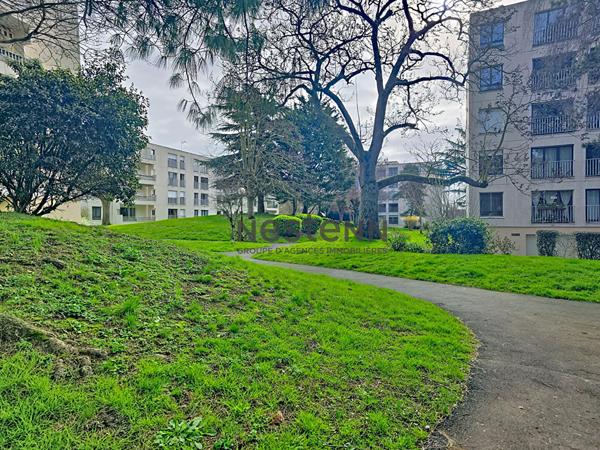 A vendre CAEN ? Appartement familial 101 m² ? 4 chambres ? Résidence sécurisée.