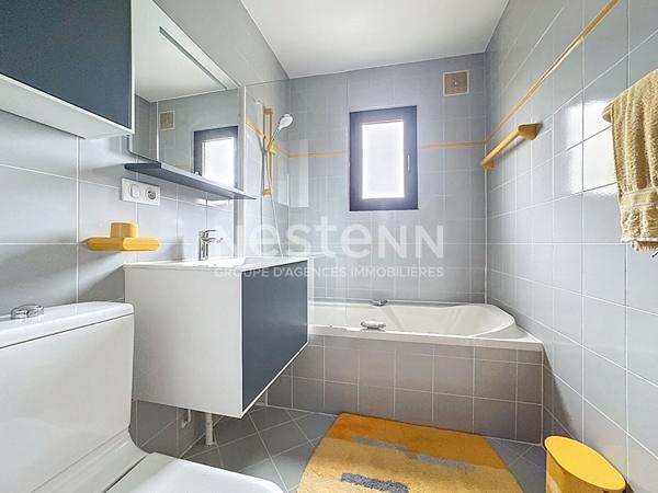 À Fontenay-aux-Roses Maison d'exception de 305 m² sur 770 m² de terrain indépendant