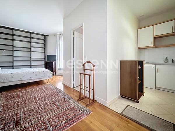 À Fontenay-aux-Roses Maison d'exception de 305 m² sur 770 m² de terrain indépendant